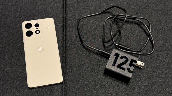 g[ edge 50pro ~bhWX}z