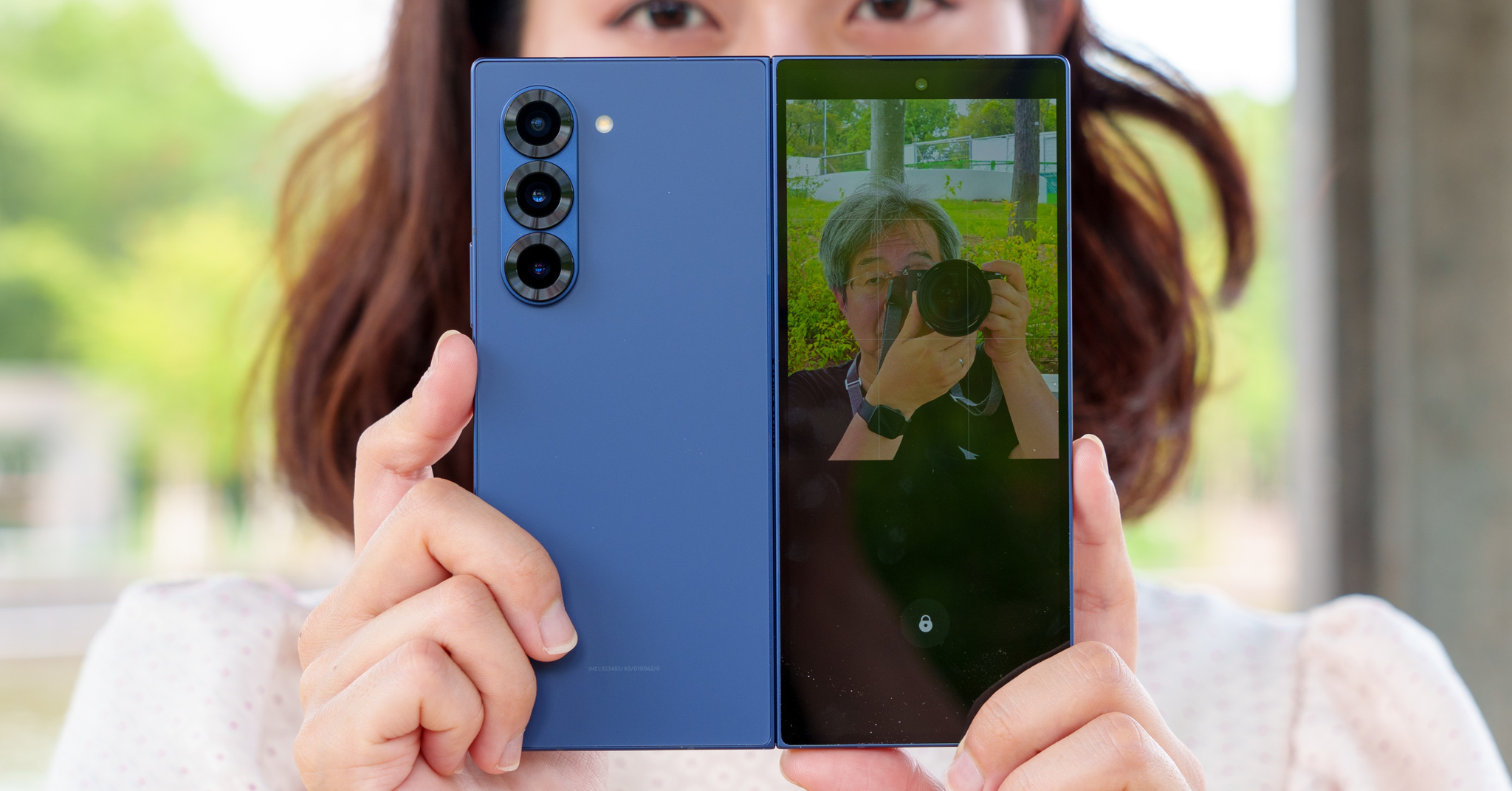 青色 デュアルカメラ スマートフォン 青いデュアルカメラスマートフォン本体 - メルカリ