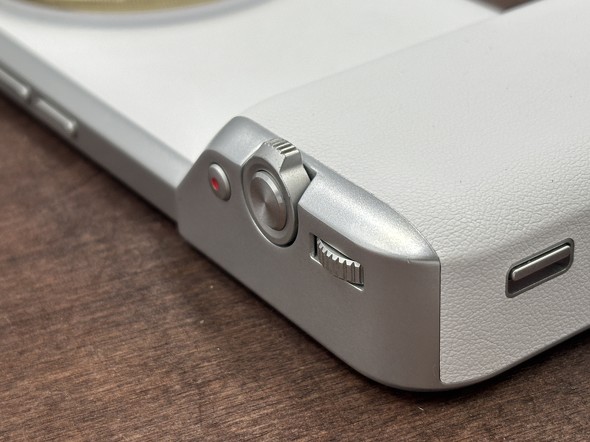 Xiaomi 14 UltraAQUOS R9r