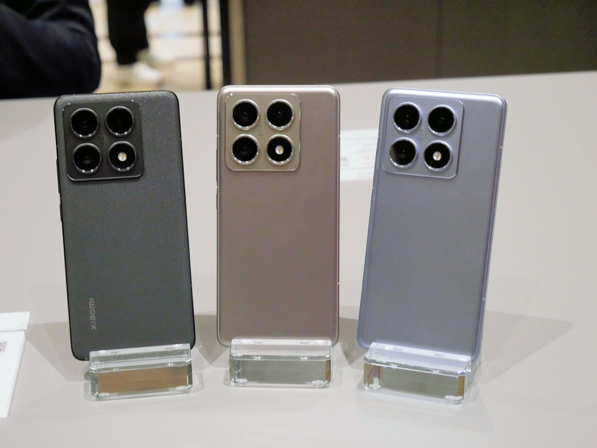 美品】Xiaomi 14T Pro 国内版 アクセサリー同梱 美品】Xiaomi 14T Pro 国内