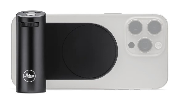 CJ Leica