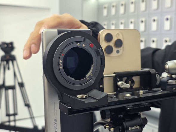 realme Interchangeable-lens Concept