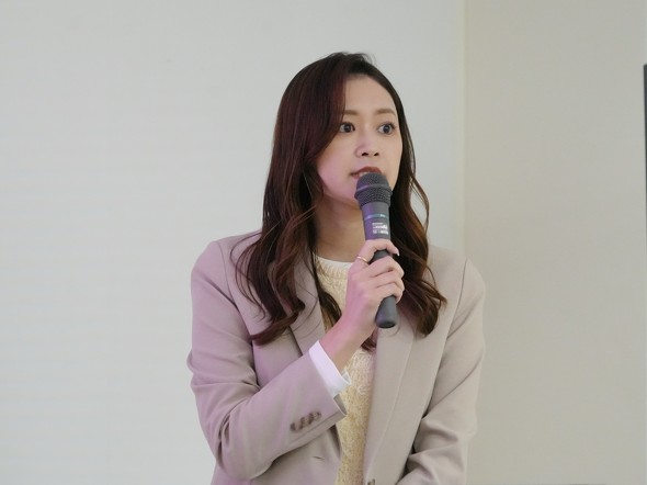 RakutenMobile yVoC CO