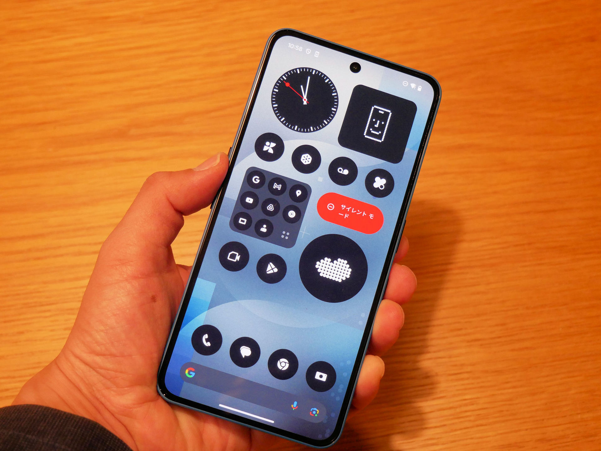 3a)Pro」ではなく「Nothing Phone (3a)」投入の理由、楽天モバイルが 