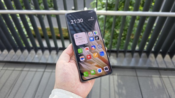 OPPO FindN5 ܂肽݃X}z