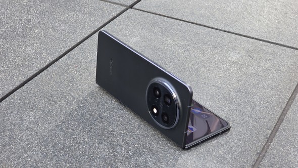 OPPO FindN5 ܂肽݃X}z