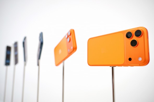 オレンジ トリプルカメラ スマートフォン 本体 17pro 256 Amazon.co.jp: Apple iPhone 17 Pro 256GB (SIMフリー)：最大