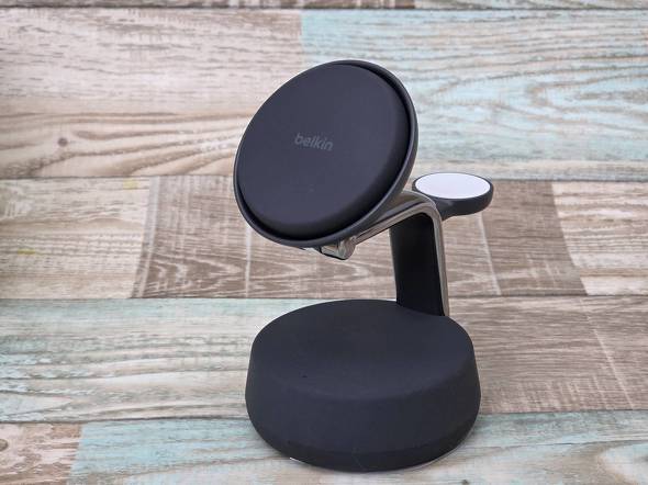 Belkin UltraCharge Pro 3-in-1 Magnetic Charging Dock
