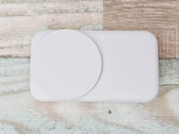 Belkin UltraCharge 2-in-1 Foldable Magnetic Charger