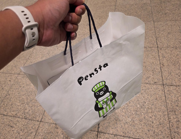 �����s��