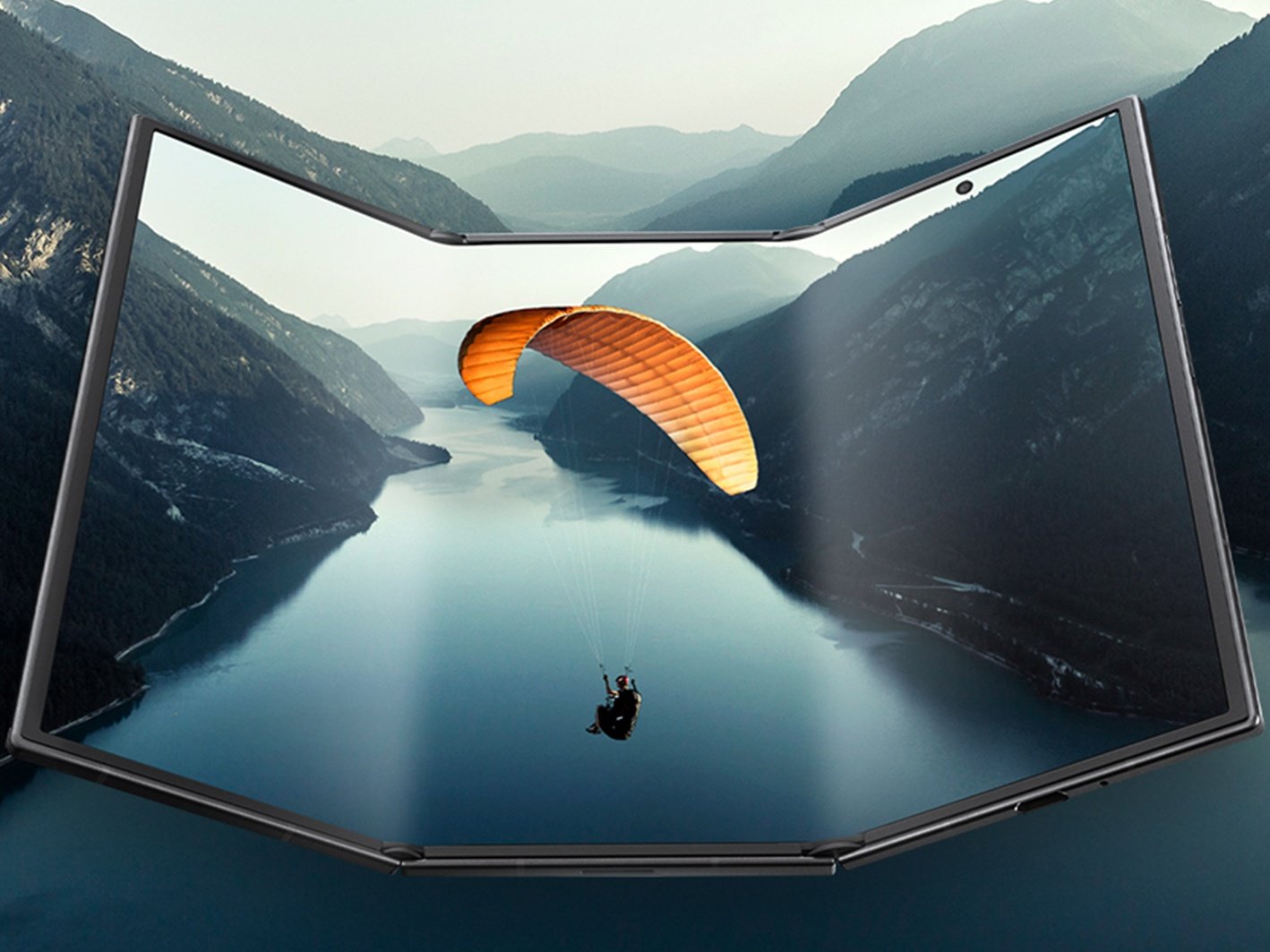l_rk1640414_GalaxyZTriFold-01.jpg