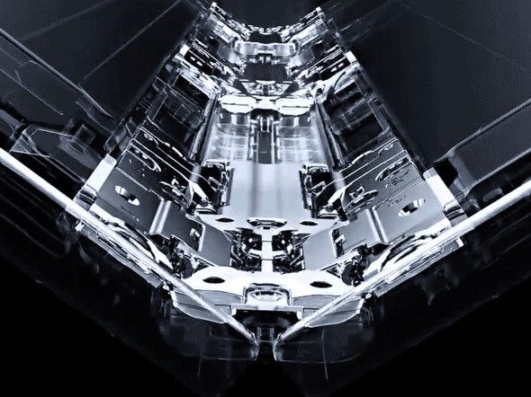 GalaxyZTriFold �T���X���d�q 3�܂�X�}�z