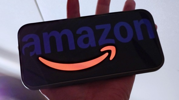 hoV Yodobashi ʔ Amazon U |CgҌ uz