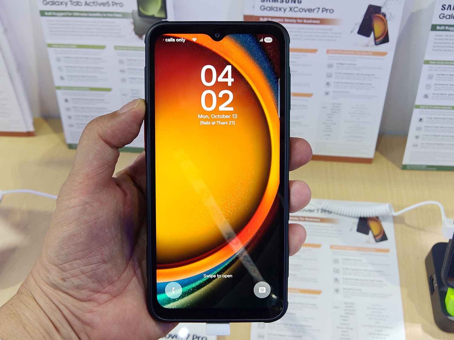 欧州で人気の“謎のGalaxy” 「Galaxy Xcover7 Pro」をチェック：山根