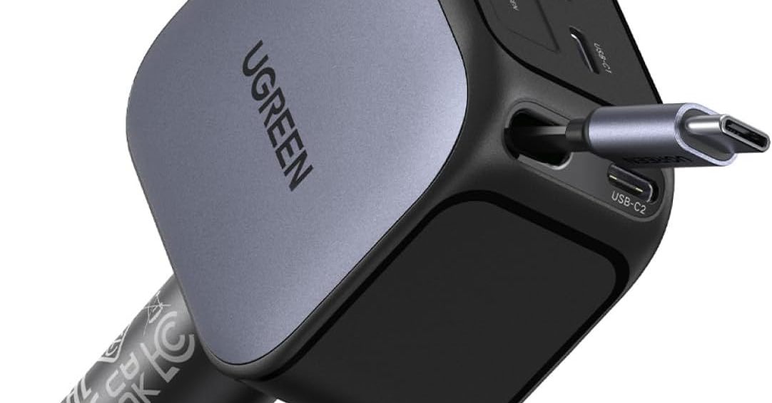 車内でも計145W出力で急速充電できる「UGREEN 巻き取り式シガーソケット充電器」が25％オフの3430円に