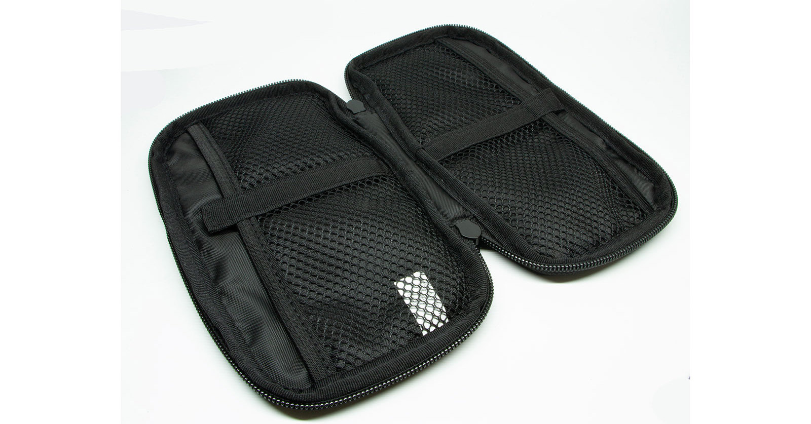 無印990円ポーチで推し小物をスマートに整理