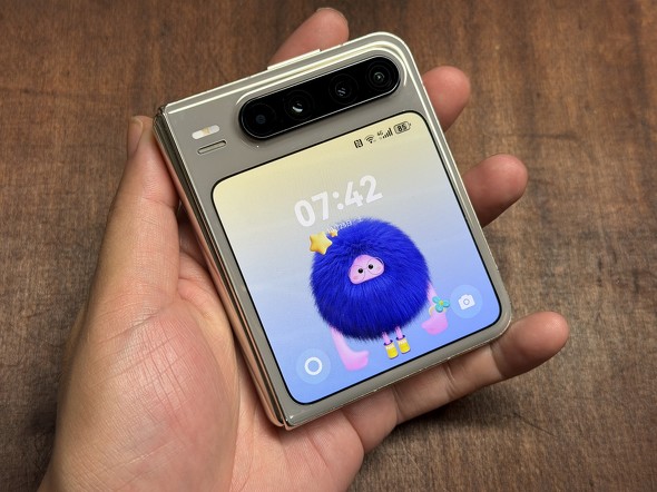 スマートフォン本体 HUAWEI Pura X 512G WHITE 新感覚の折りたたみ「HUAWEI Pura X」レビュー 開くとまるで“ファ