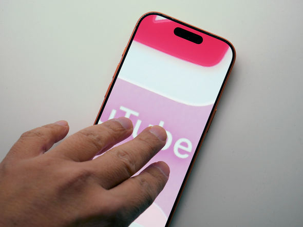 iPhone�A�N�Z�V�r���e�B