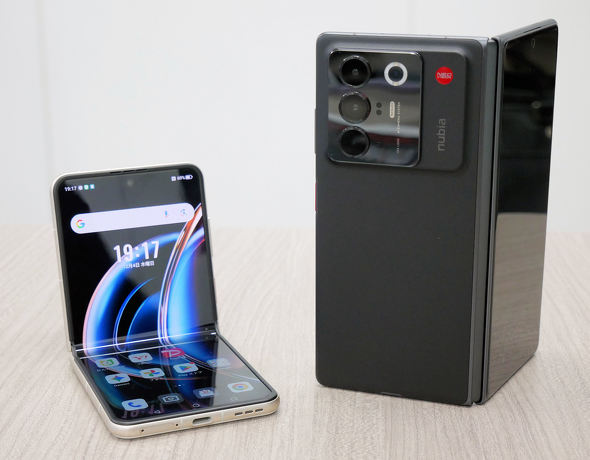 nubia Flip 3�Anubia Fold