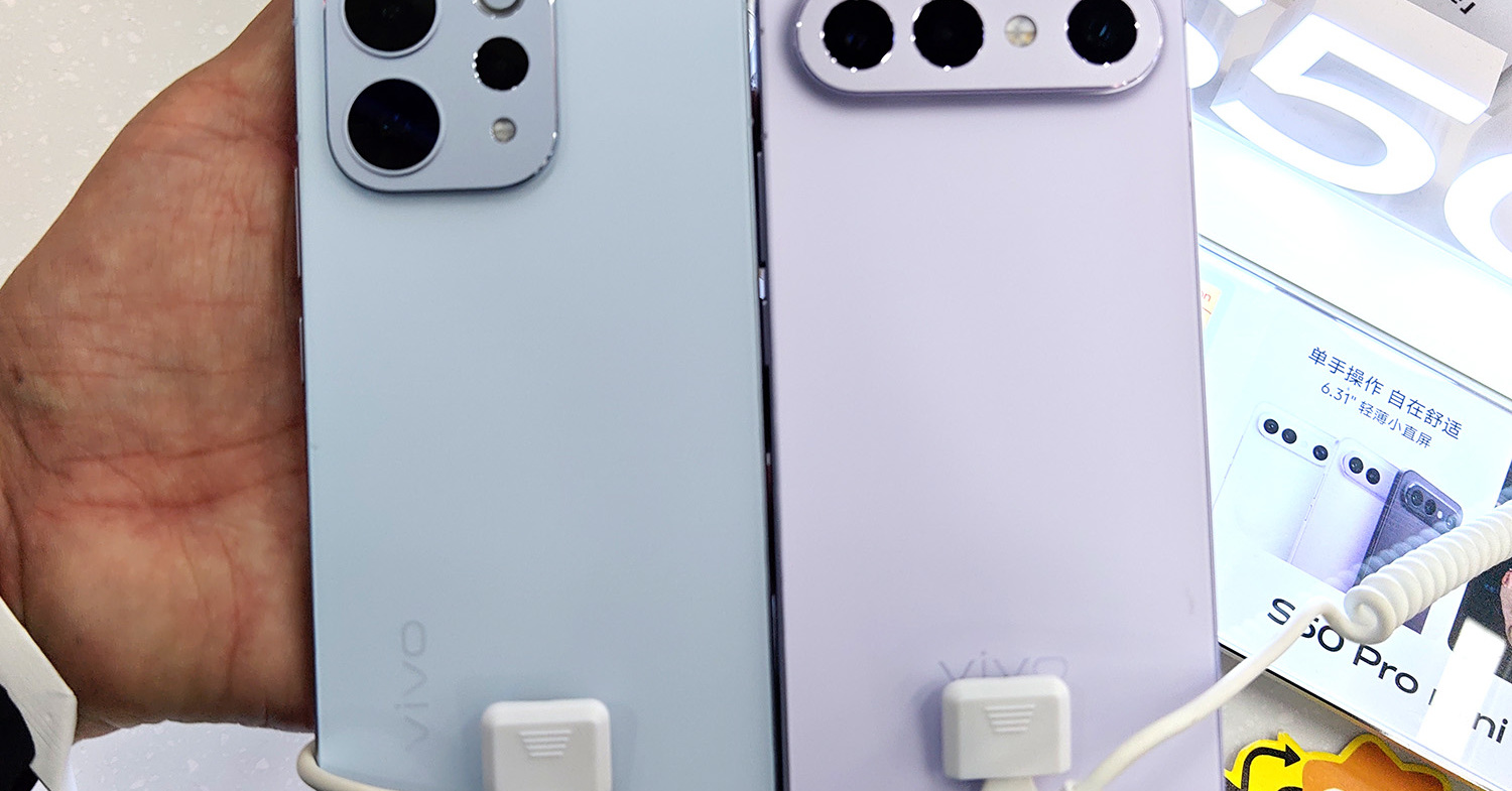 迷走するvivoのセルフィースマホ「S50」シリーズ：山根康宏の海外