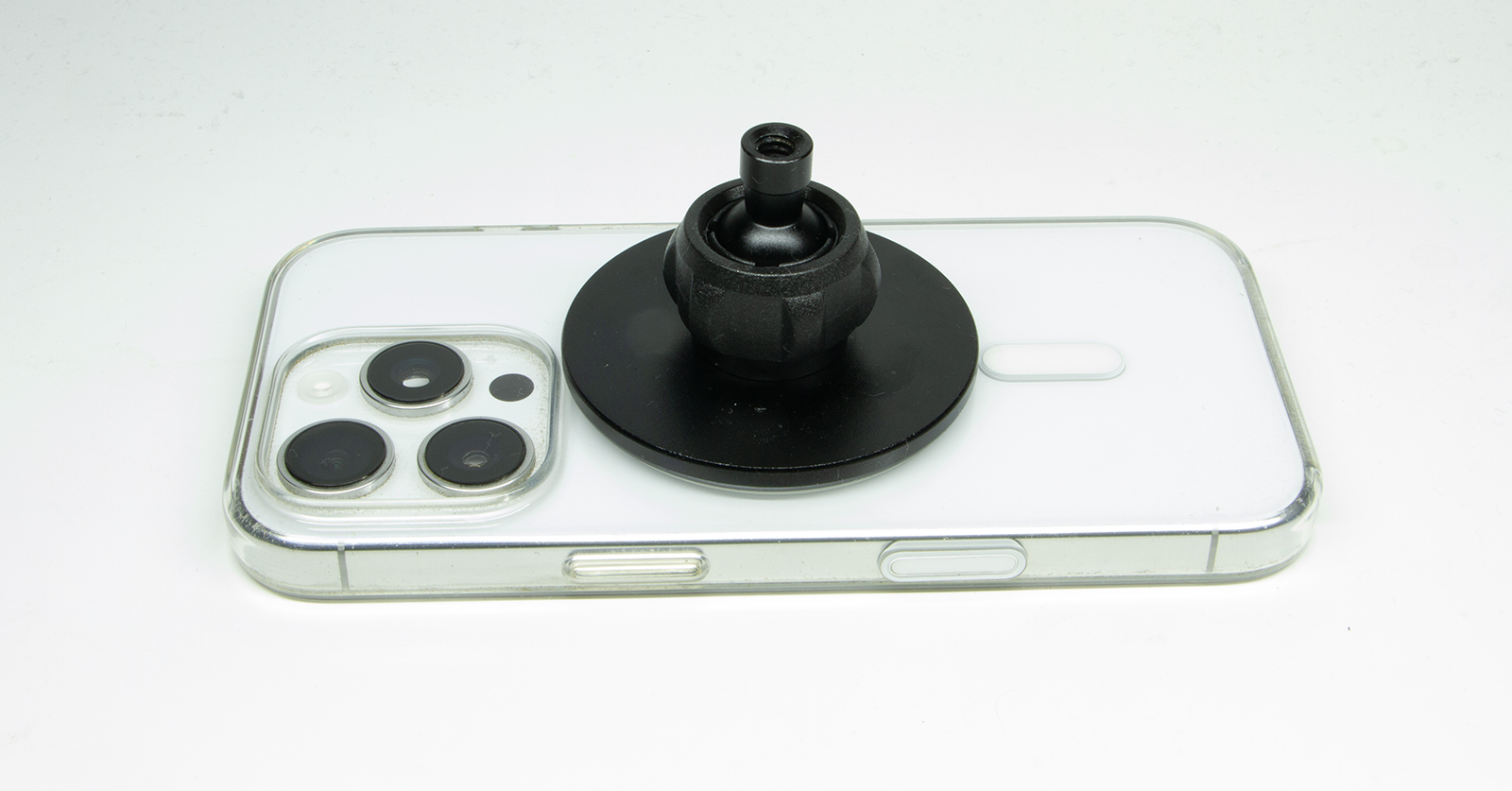 Amazonで衝動買いした「MagSafe対応磁気ベース」を試す　汎用の「17mmフレキシブルボール」を用意すれば可能性無限大