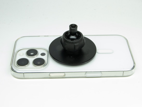 Amazon MagSafe�}�E���g