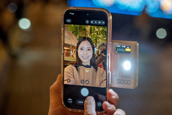 ���B�胉�C�g����