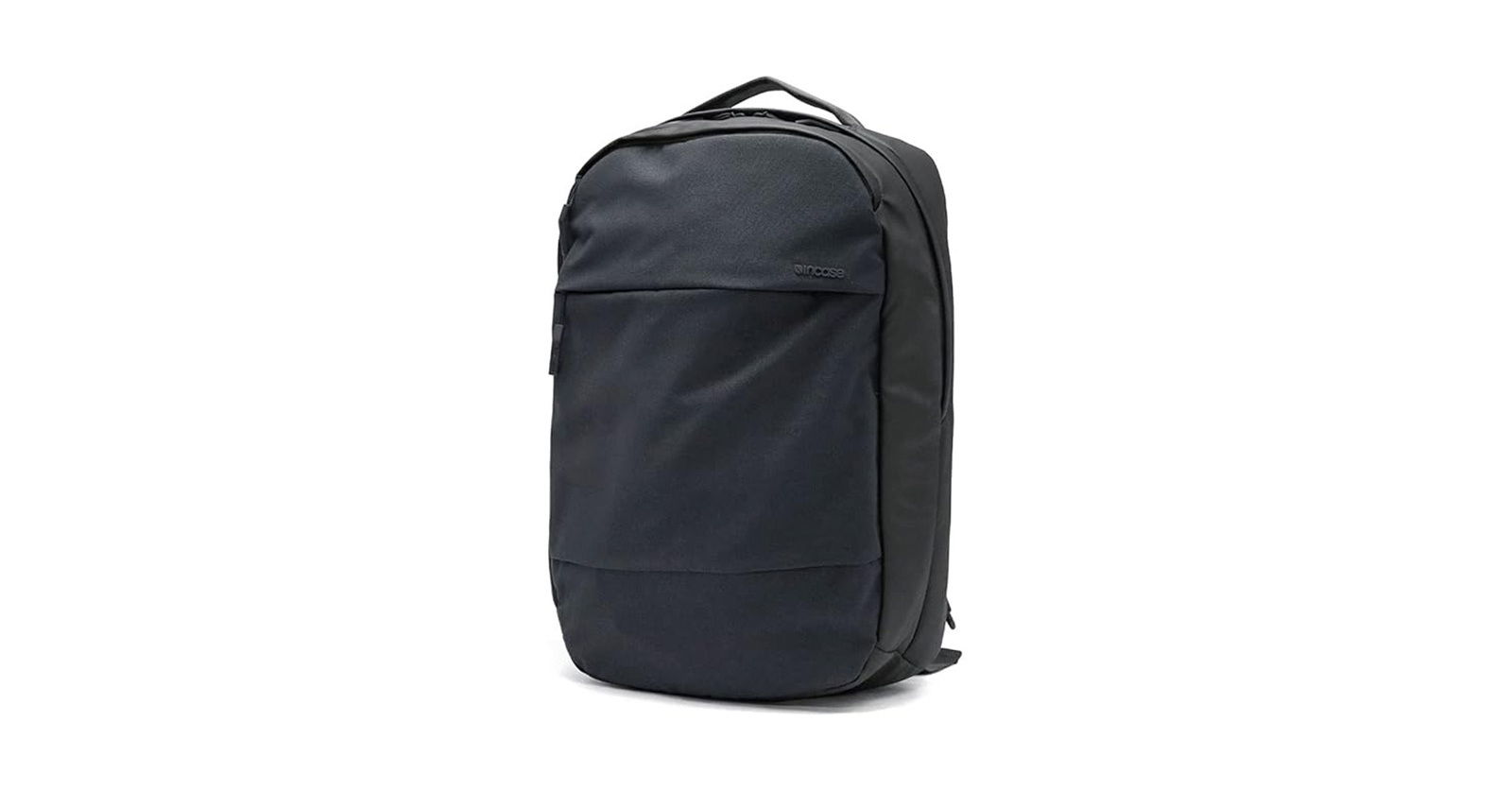 16型ノートPCがすっぽり「Incase City Compact Backpack」が30％オフの 