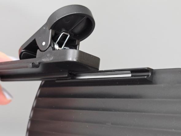 �X���C�h���Ď��t����