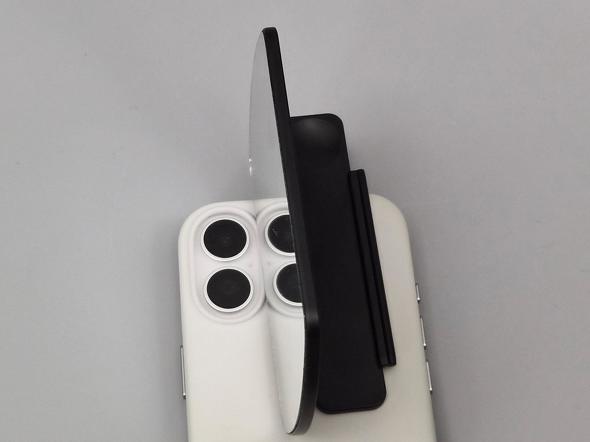 ���t����