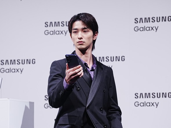 GalaxyS26 �T���X���d�q