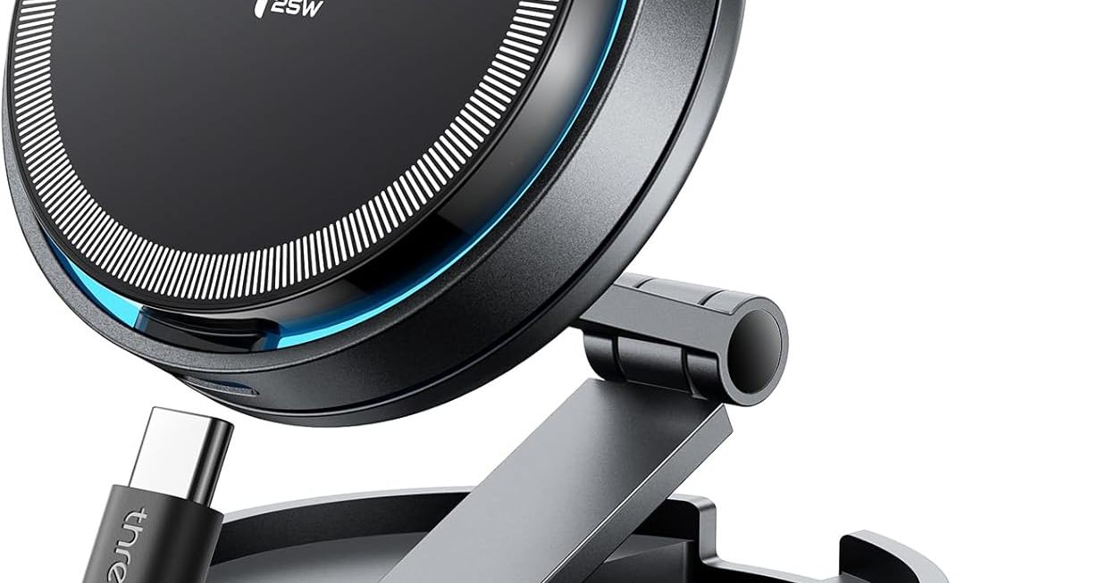 iPhone 16以降なら車内で高速25W充電できる「THREEKEYのワイヤレス車載充電器」が36％オフの4497円に