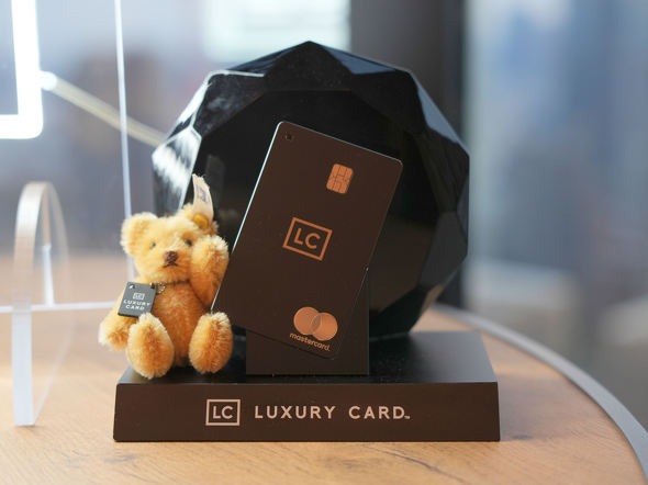 ���O�W���A���[�J�[�h Black Diamond