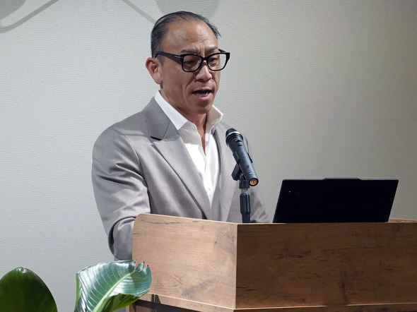 ���O�W���A���[�J�[�h Black Diamond