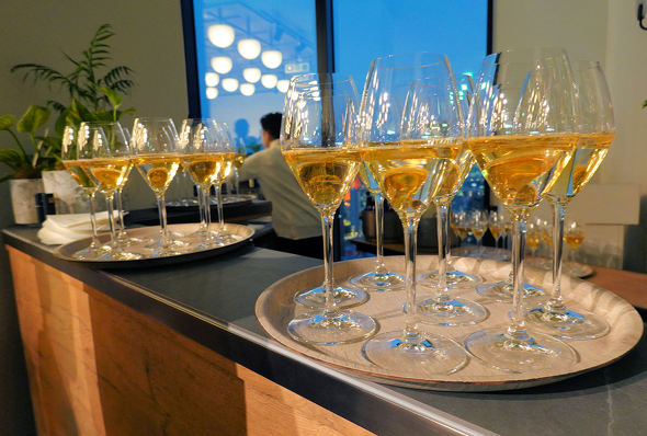 ���O�W���A���[�J�[�h Black Diamond