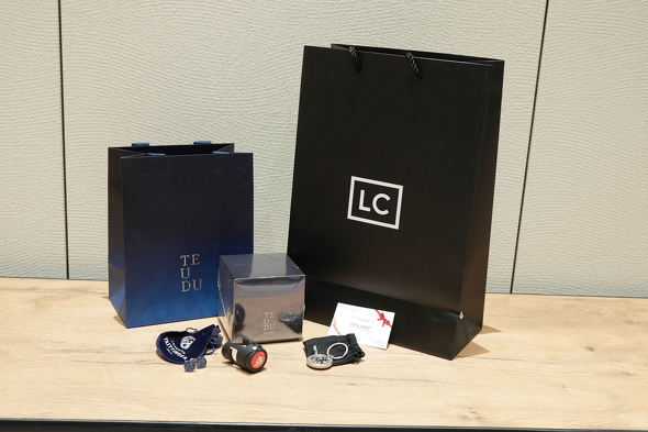 ���O�W���A���[�J�[�h Black Diamond