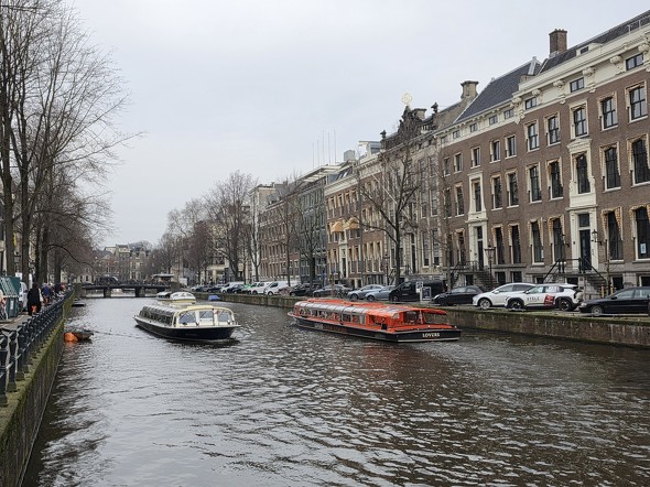 Galaxy S26 Ultra�ŎB�e