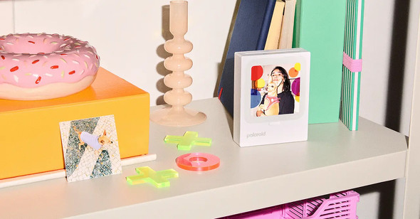 Polaroid