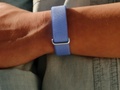 �g��ʂȂ��h�̌y�ʃg���b�J�[�uGoogle Fitbit Air�v���\�@1��6800�~�@24���ԑ������Ă����K