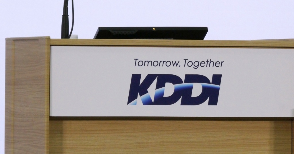 KDDI松田社長、他社に料金プランを模倣されるのは「最大限の賛辞」　3社の「Starlink Direct」にも言及