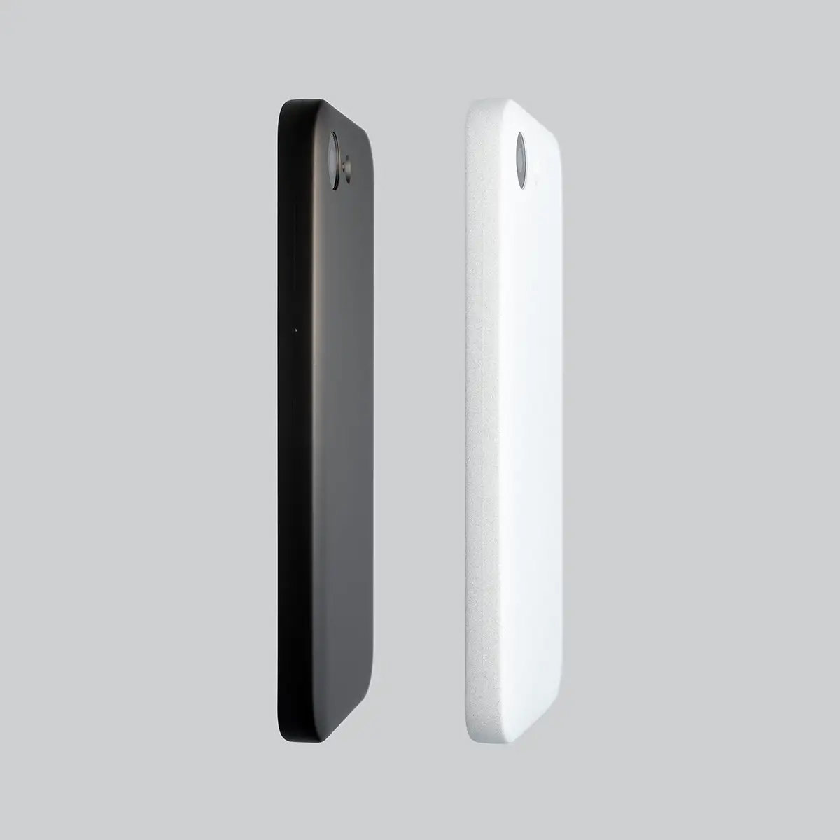 [ITmedia Mobile] iPhone 17eの背面をフラットにする「MYNUS iPhone 17e CASE」発売 iPhone 16eも対応