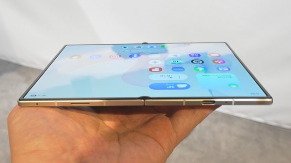 GalaxyZFold8