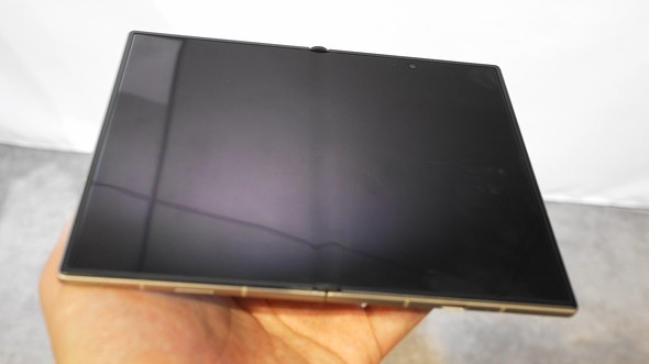 GalaxyZFold8