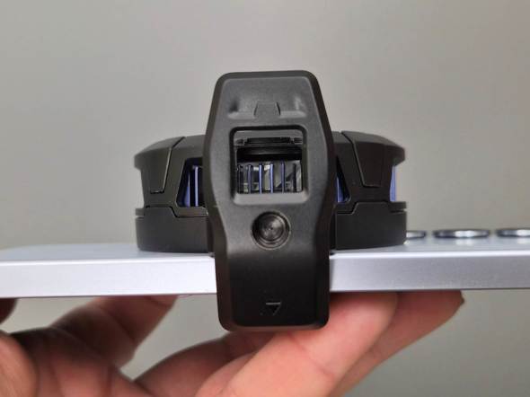MagSafe��Ή��X�}�z