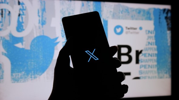 X Twitter