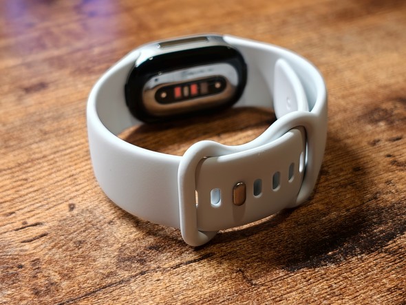 Google Fitbit Edge
