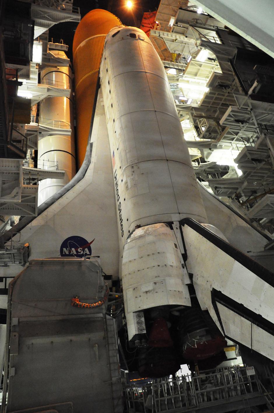 スペースシャトル ディスカバリー 最後の打ち上げへ向けて再び発射台へ Itmedia News