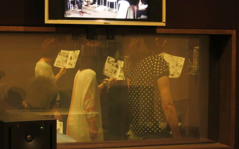 アニメでも実写でもない スマホ向け 見るマンガ 新たな映像化のかたち Beeマンガ 1 2 ページ Itmedia News