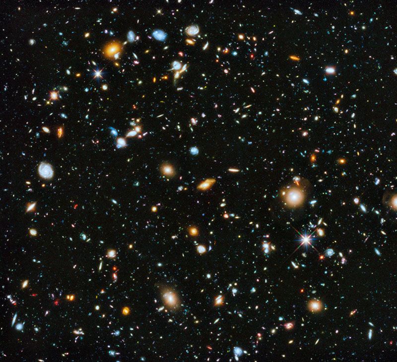1万の銀河が輝く 最も“カラフル”な深宇宙の写真、NASAが公開 ...