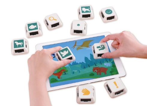 ミニキューブを画面にスタンプすると Ipad連動型おもちゃ Cube Touch Itmedia News